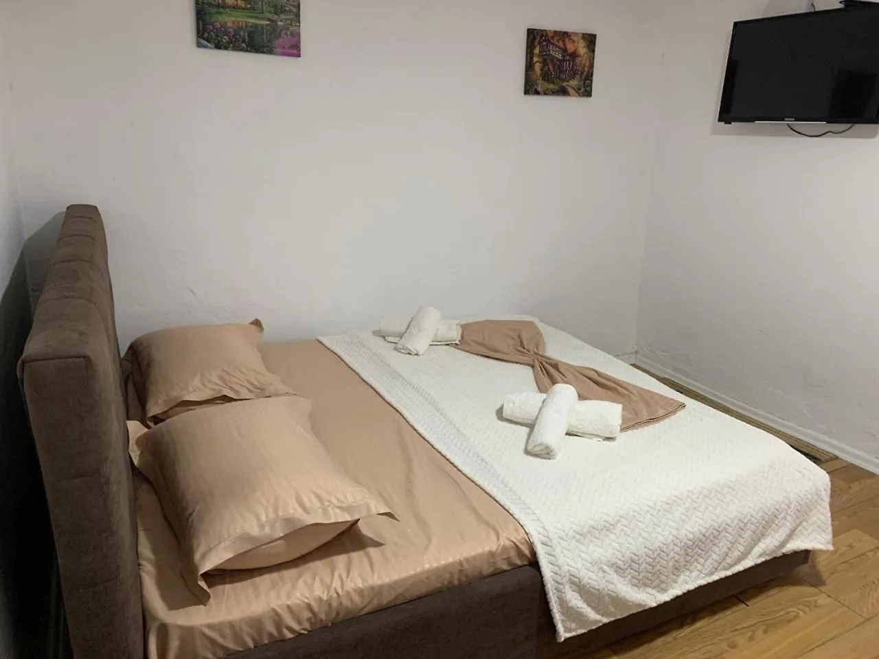 Guesthouse N&B Berat Apartment