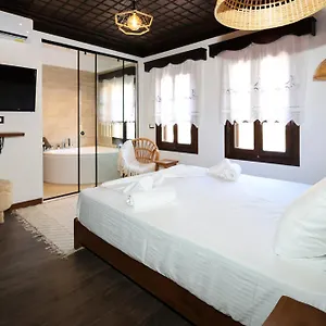 Ador Boutique Berat