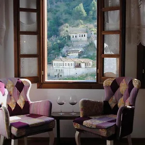 فندق White House Boutique & Restaurant - Since 1999, بيرات
