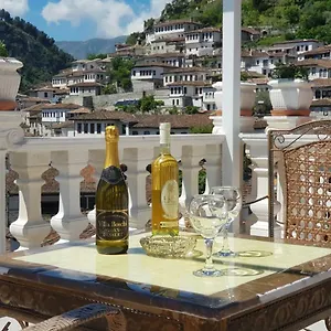 Penzion Arben Elezi, Berat